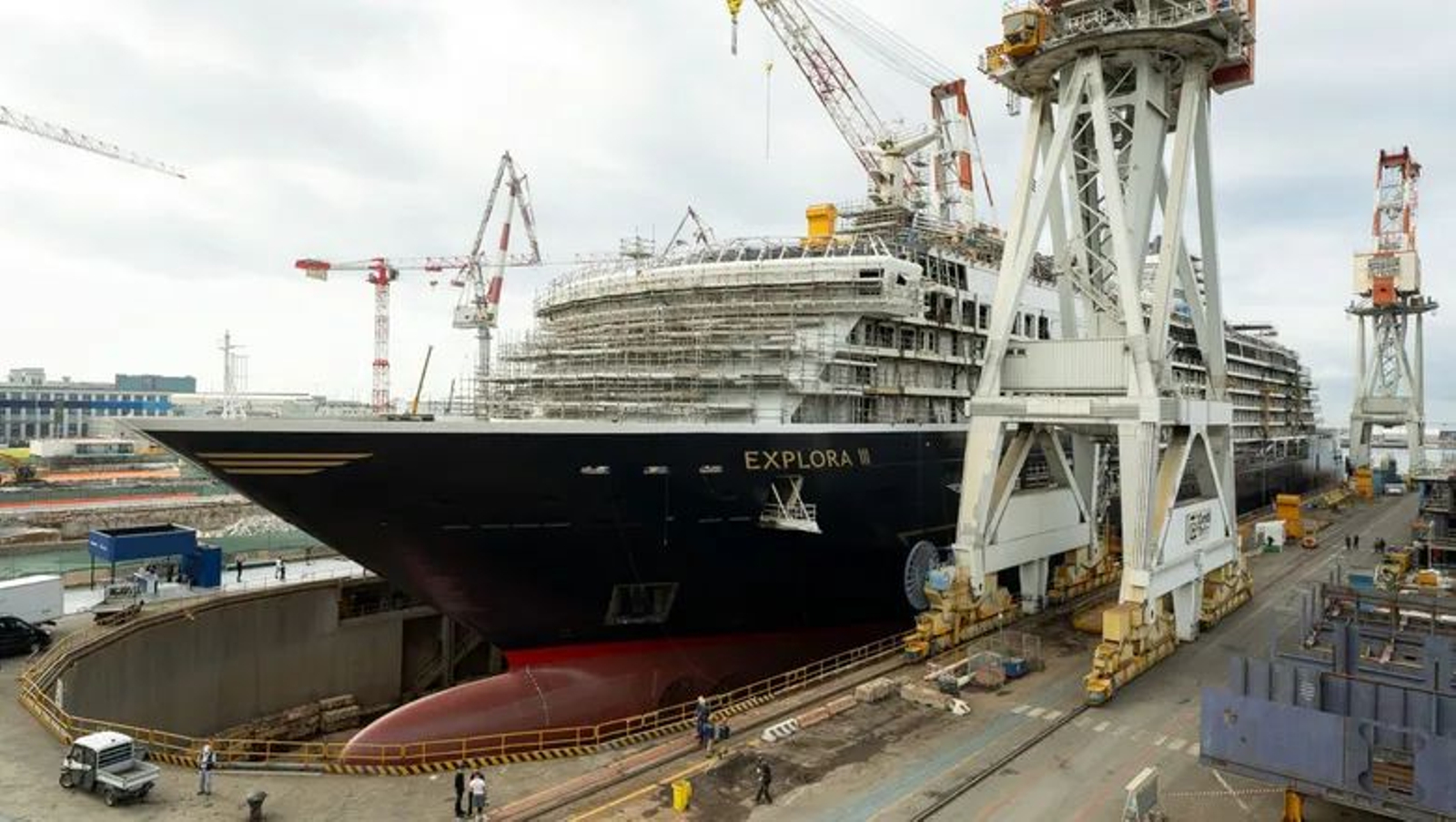 El crucero Explora III se está construyendo en el astillero Fincantieri Sestri Ponente, ubicado en Génova, Italia. El lanzamiento del barco al agua tuvo lugar en julio de 2025, y se espera que se una a la flota en 2026.