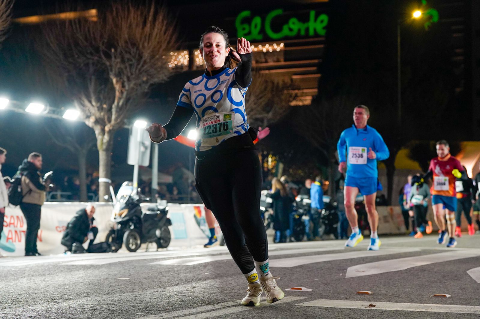 En imágenes: búscate en tu llegada a meta de la Carrera de San Antón 2026 (3)