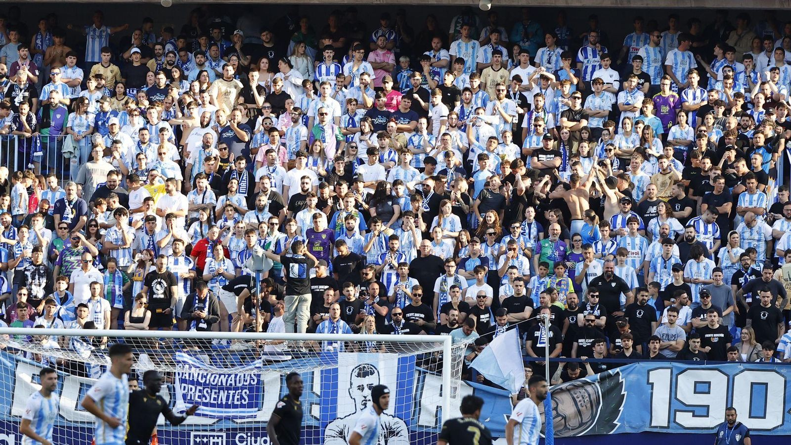 Búscate en las gradas de La Rosaleda en el Málaga CF-Castellón