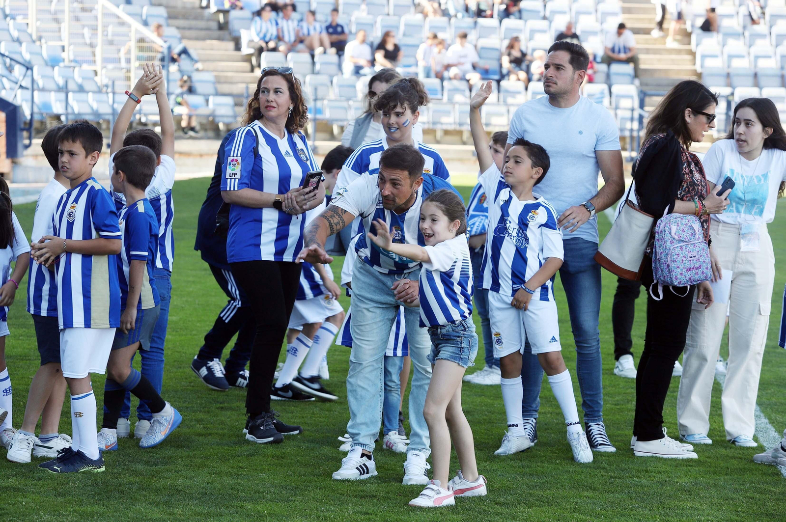 Imágenes del ambiente en el Recre-Jerez