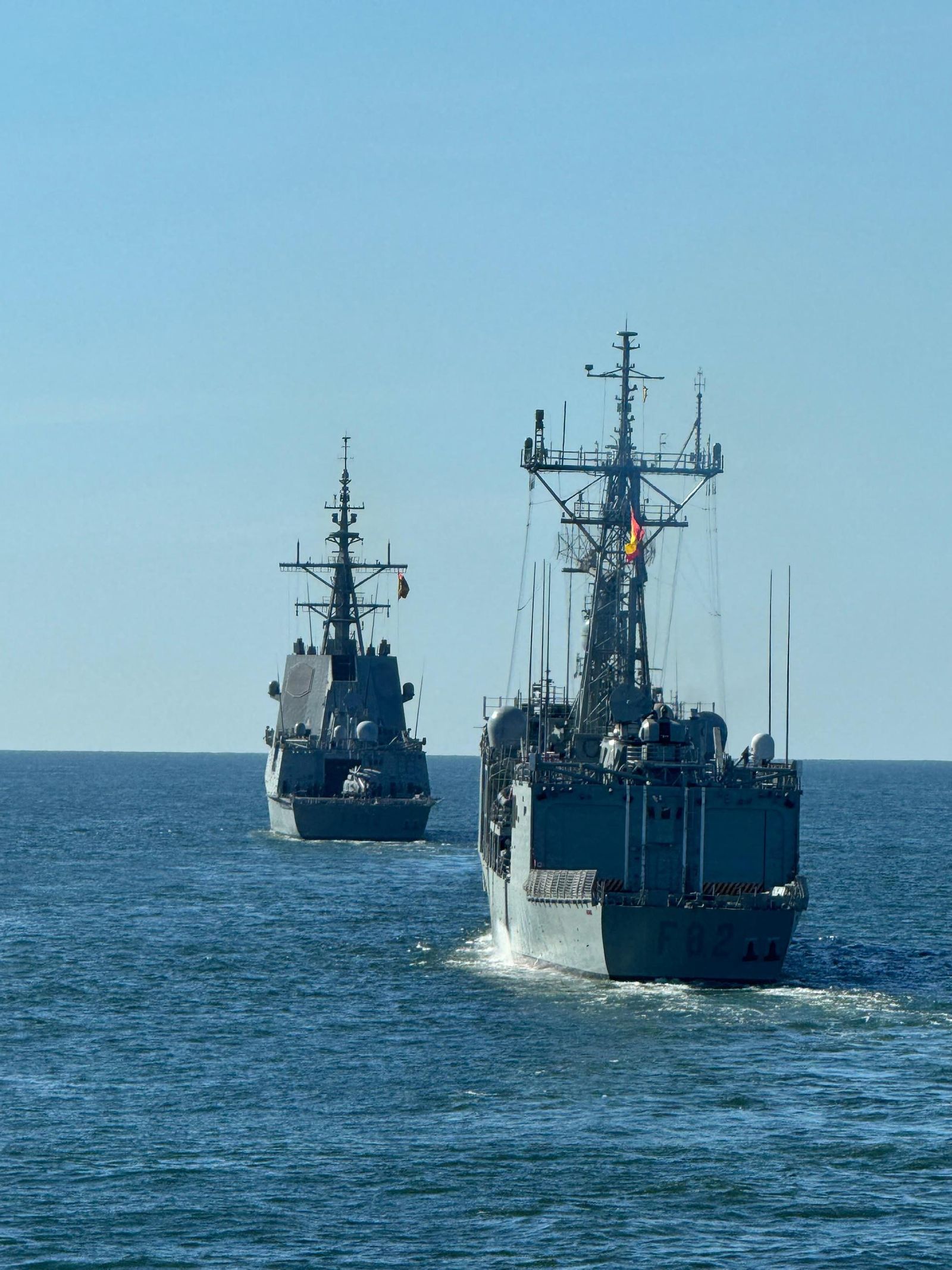 Las fotos del mayor ejercicio de los últimos años en el Estrecho de Gibraltar y el Golfo de Cádiz de la Armada y la OTAN
