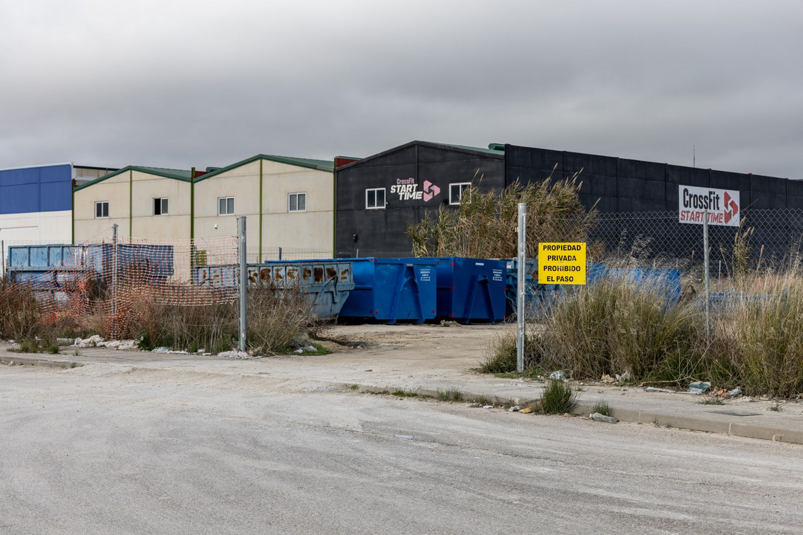 El estado de deterioro del polígono de Los Olivares