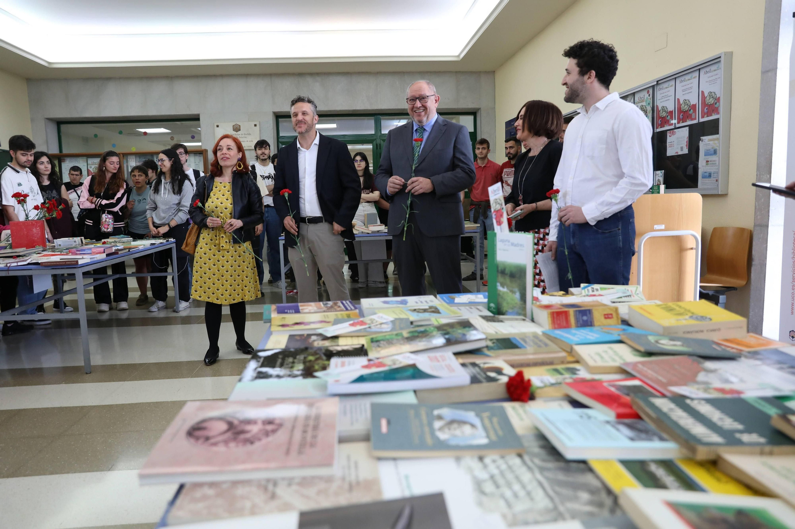 La Universidad de Córdoba celebra el Día del Libro, en imágenes