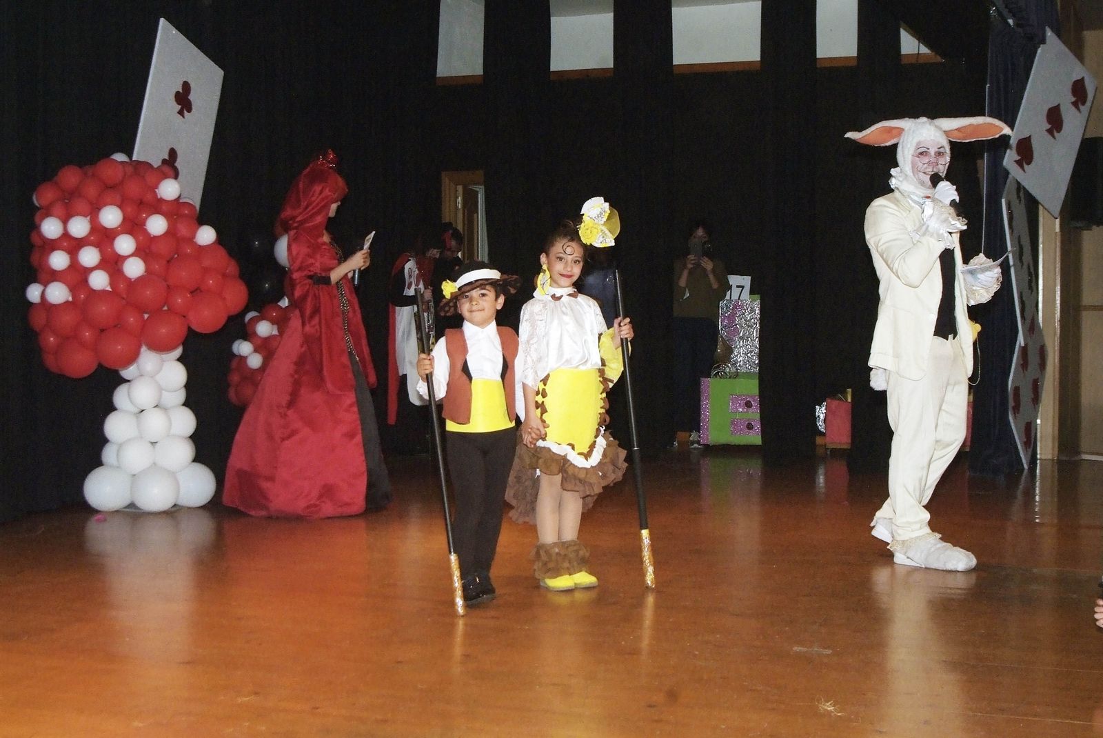 Melody y Yerai con 'Vamos al Rocío' obtuvieron el segundo premio.