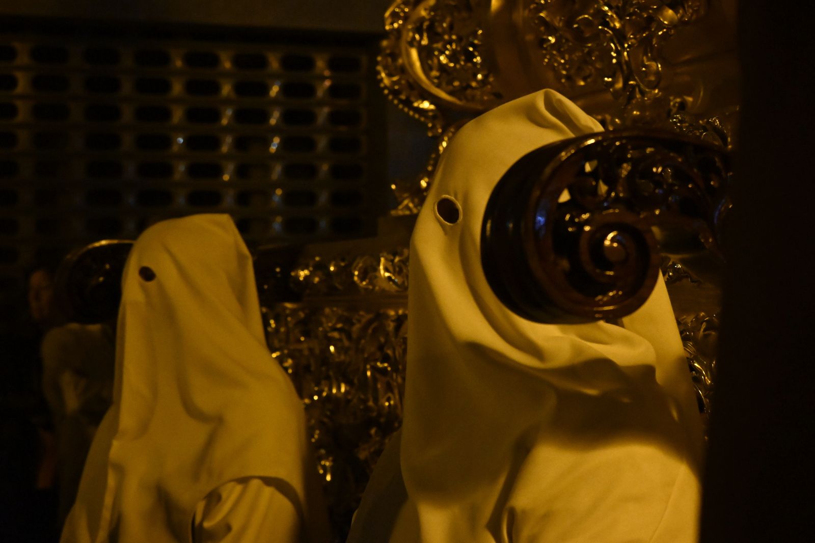 Lunes Santo: Calvario en Huelva, en imágenes