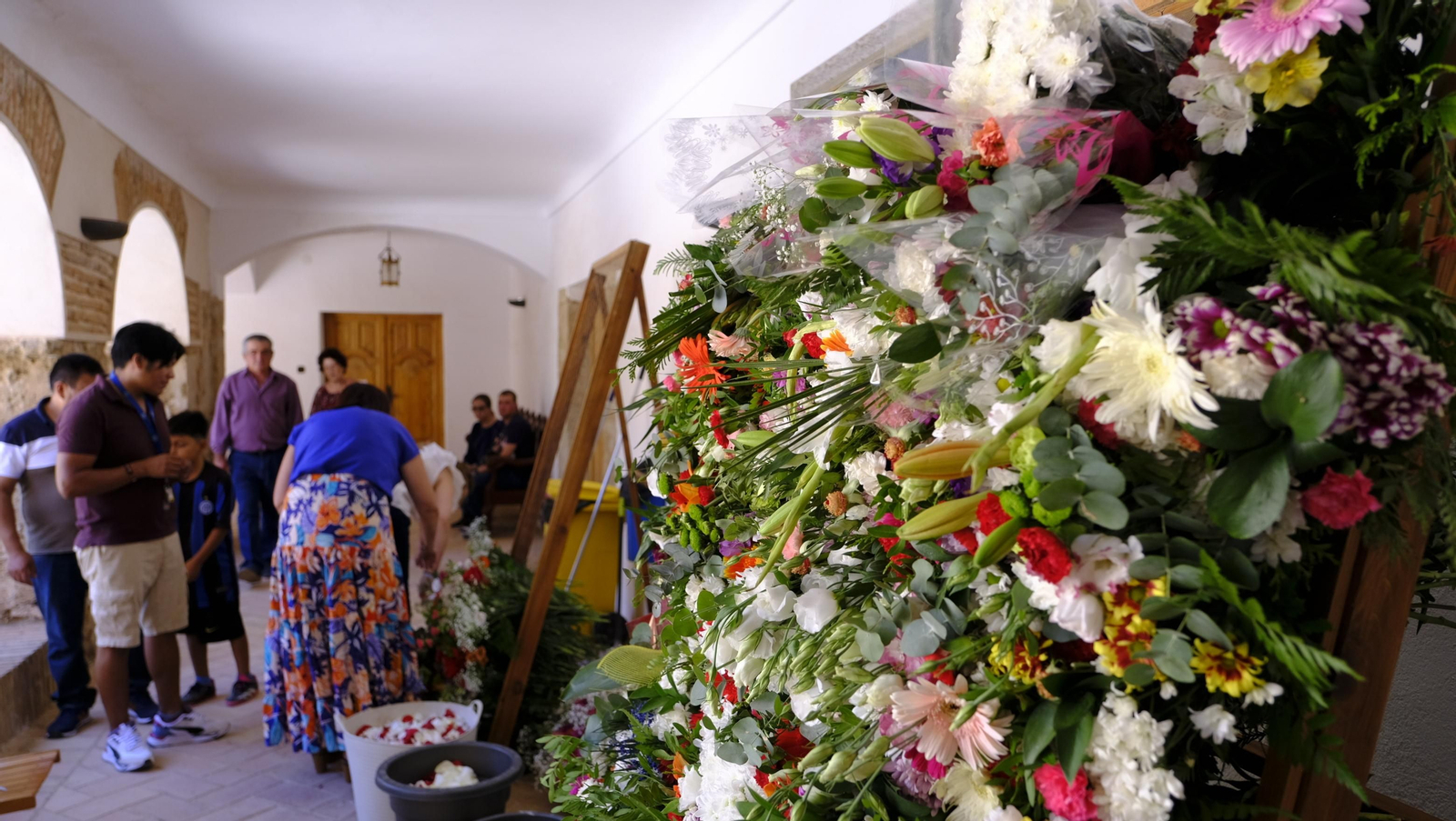 La Virgen del Saliente es venerada por los fieles en su Santuario