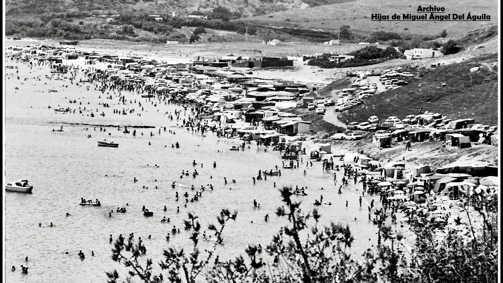 La playa de Getares, en 1980.