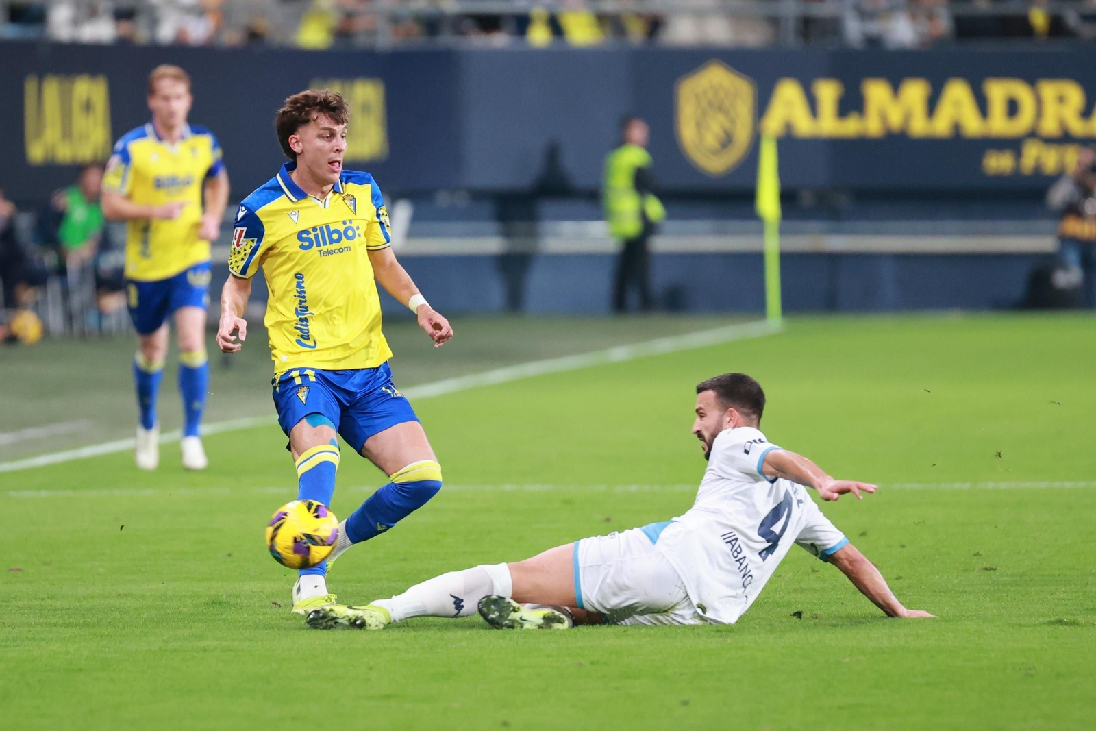Búscate entre las imágenes del partido de fútbol entre Cádiz CF y Deportivo