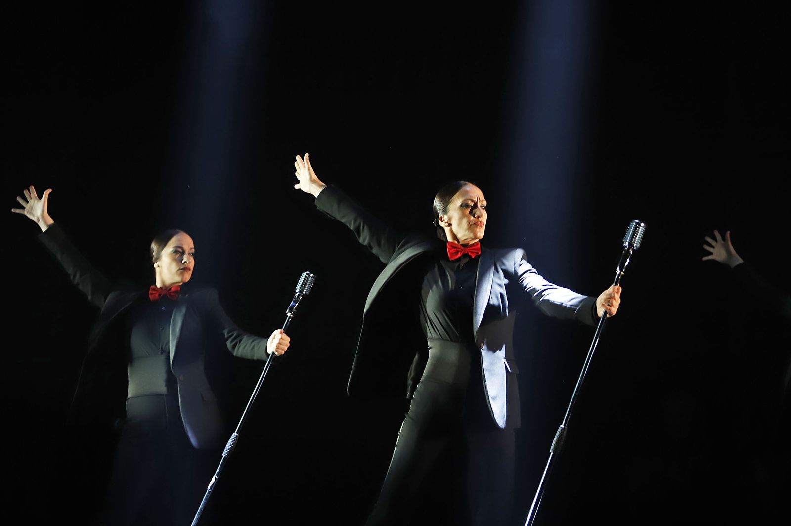 La actuación de Sara Baras en la Casa Colón de Huelva en imágenes