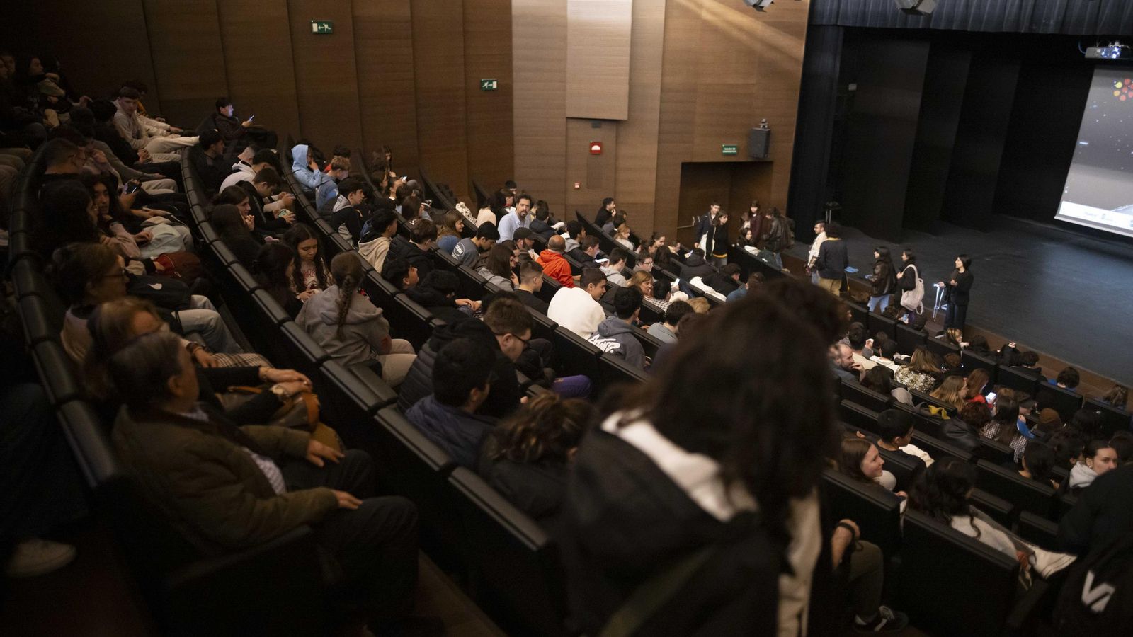 Asistentes a la actividad de Wofest en el Campus del Carmen de la Universidad de Huelva. Asistentes a la actividad de Wofest en el Campus del Carmen de la Universidad de Huelva.