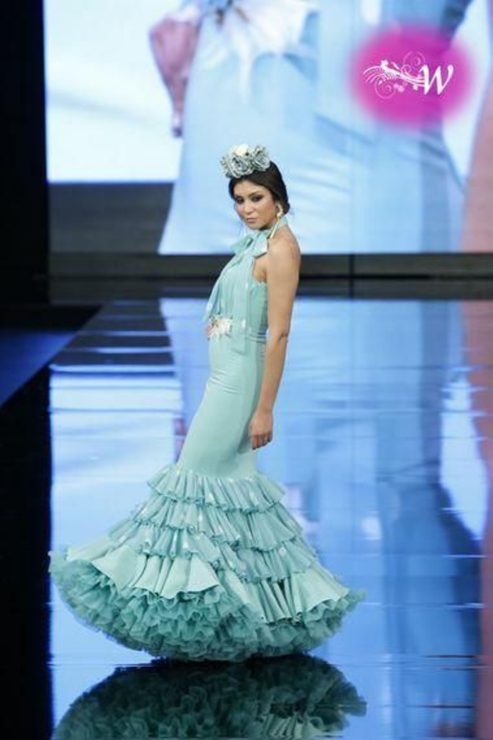 Carmen Raimundo presenta su colección de flamenca en SIMOF 2020, todas las fotos