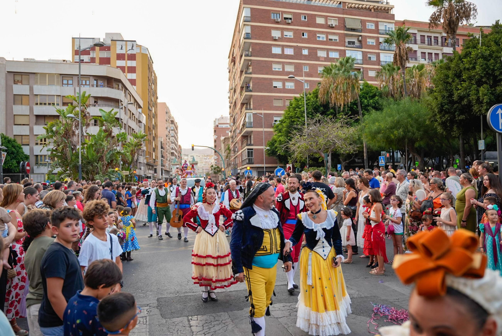 Así se ha vivido la Batalla de Flores en la Feria de Almería