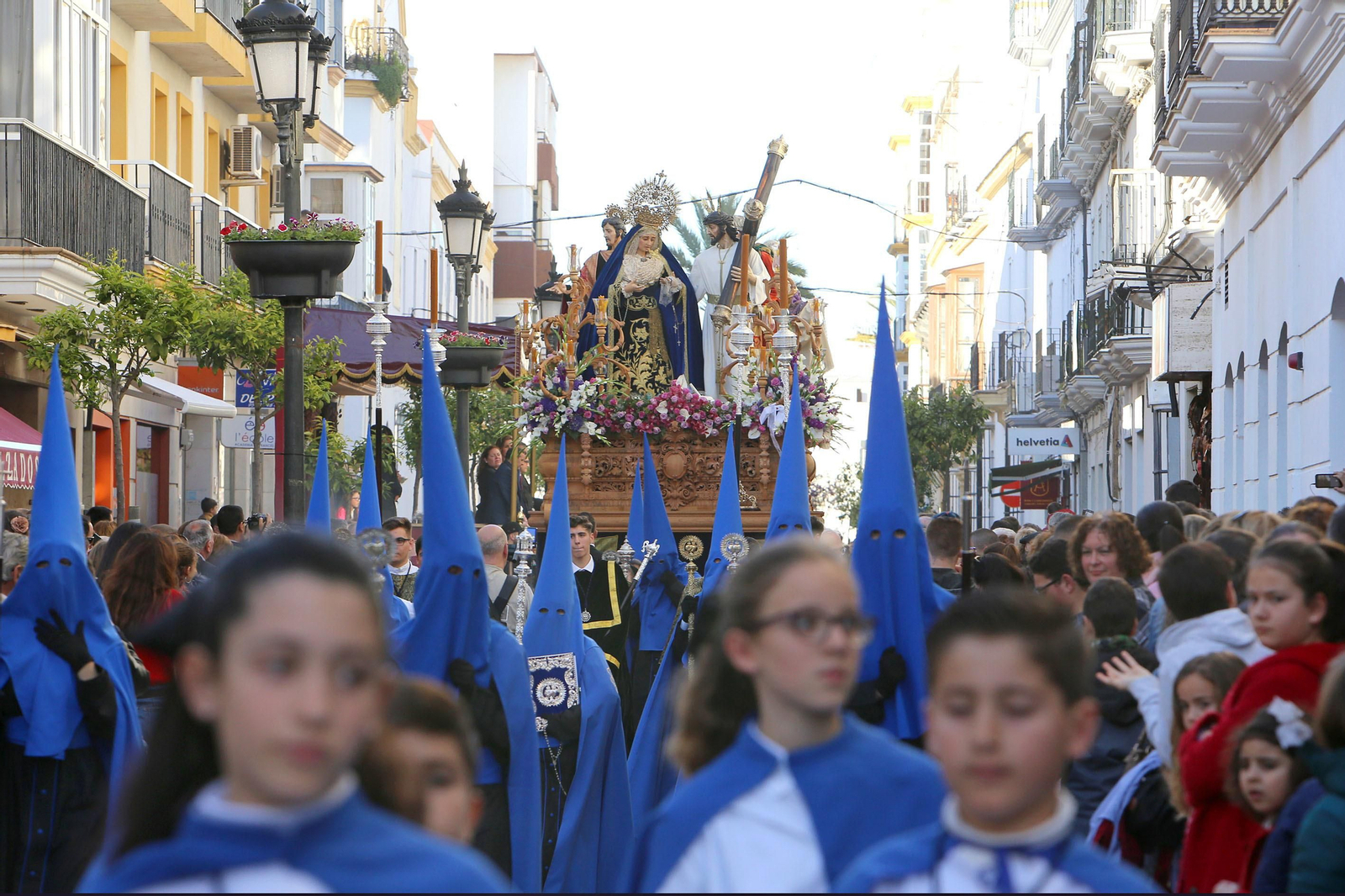 Las imágenes del Martes Santo en Chiclana