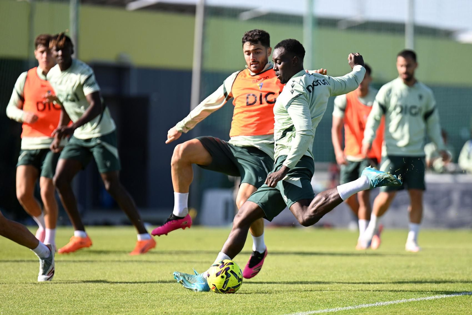 Un entrenamiento del Cádiz.