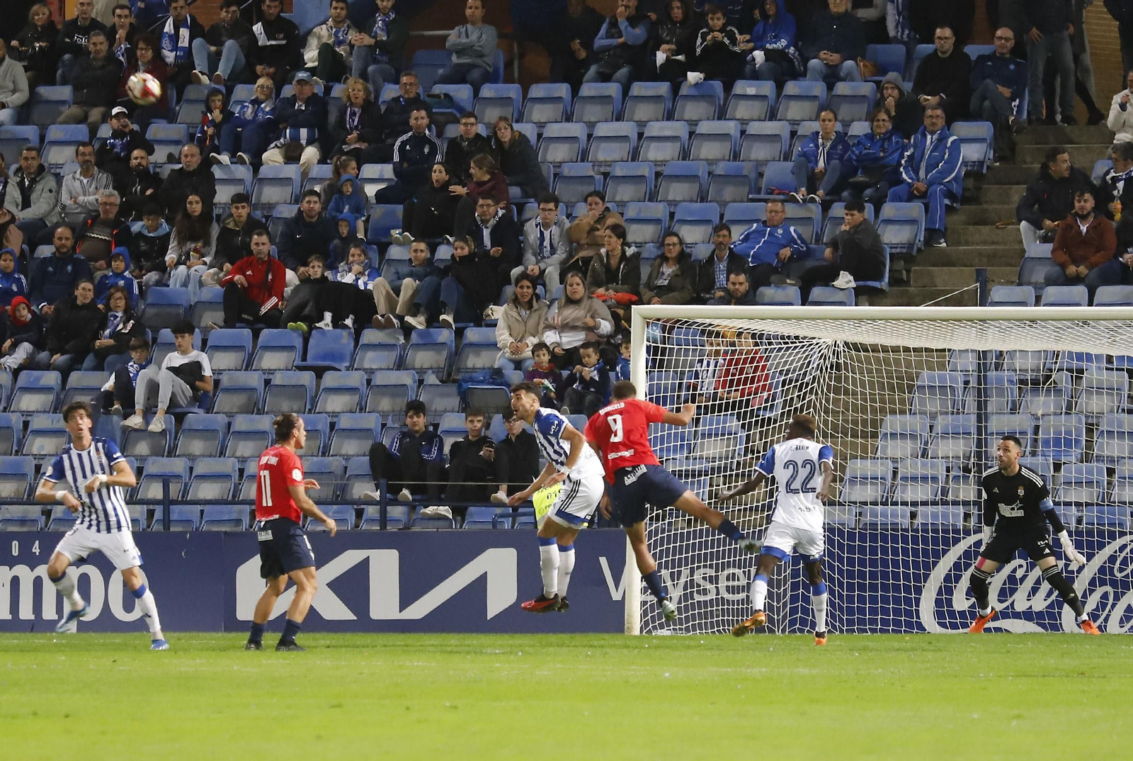 Imágenes del encuentro entre el Recreativo Huelva y el San Fernando