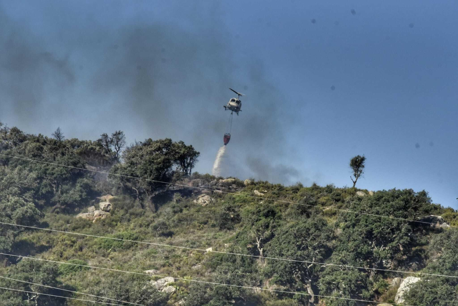 Las fotos del incendio de la Sierra del Arca, San Roque