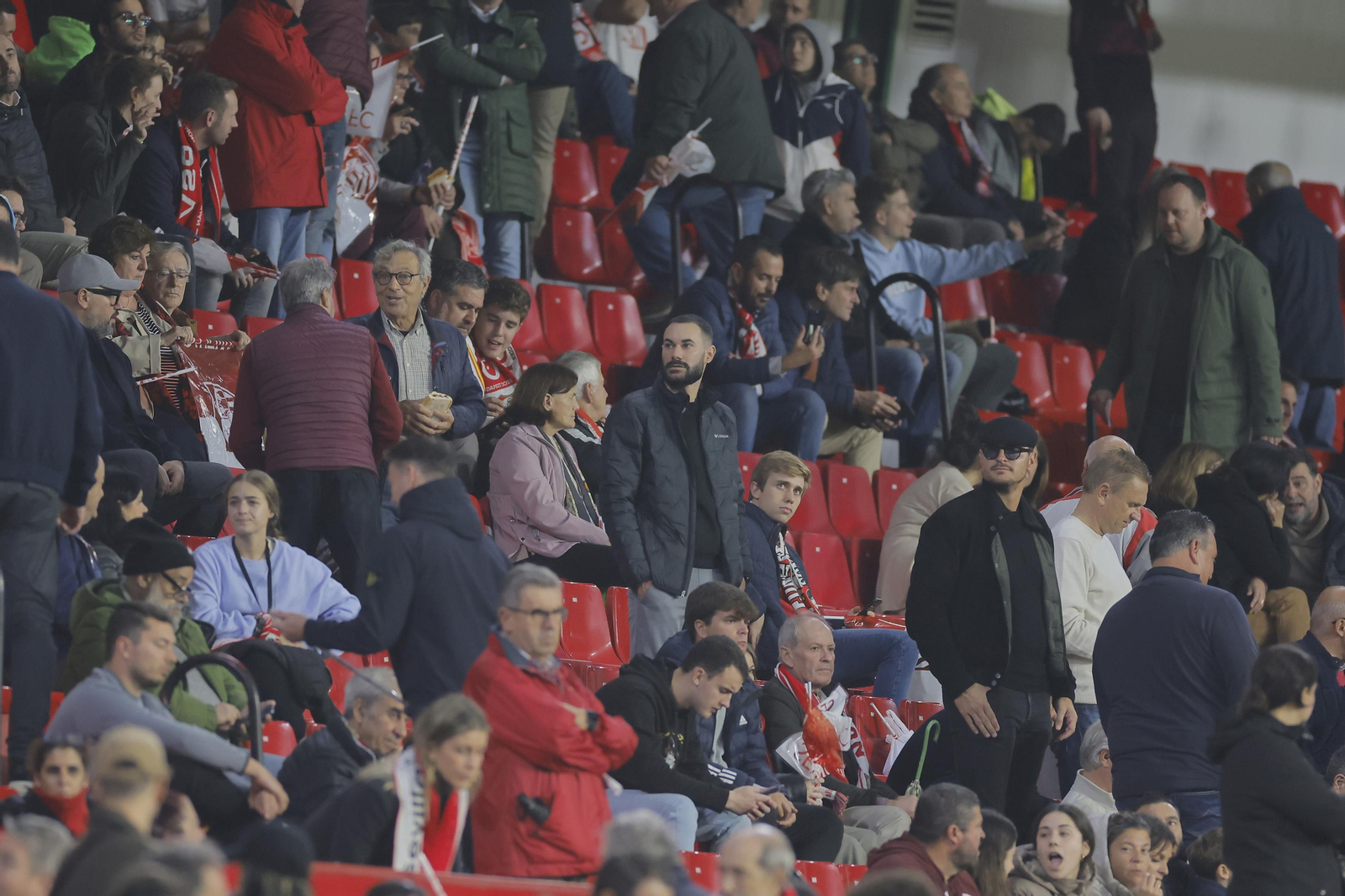 Búscate en las fotos del Sevilla Fc- PSV