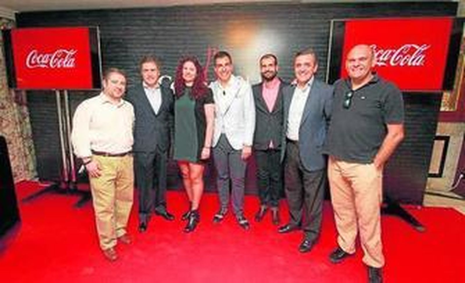 Fran Ronquillo, periodista; Eugenio Molina, director Operaciones Área Sur Coca-Cola; Erika Silva, directora Escuela de Hostelería Marketing Gastronómico; Ramón Freixa, chef; Sergio Estévez, experto en mixología; Gabriel Dronda, gerente Comunicación Área Sur Coca-Cola; Luis Lara, humorista.