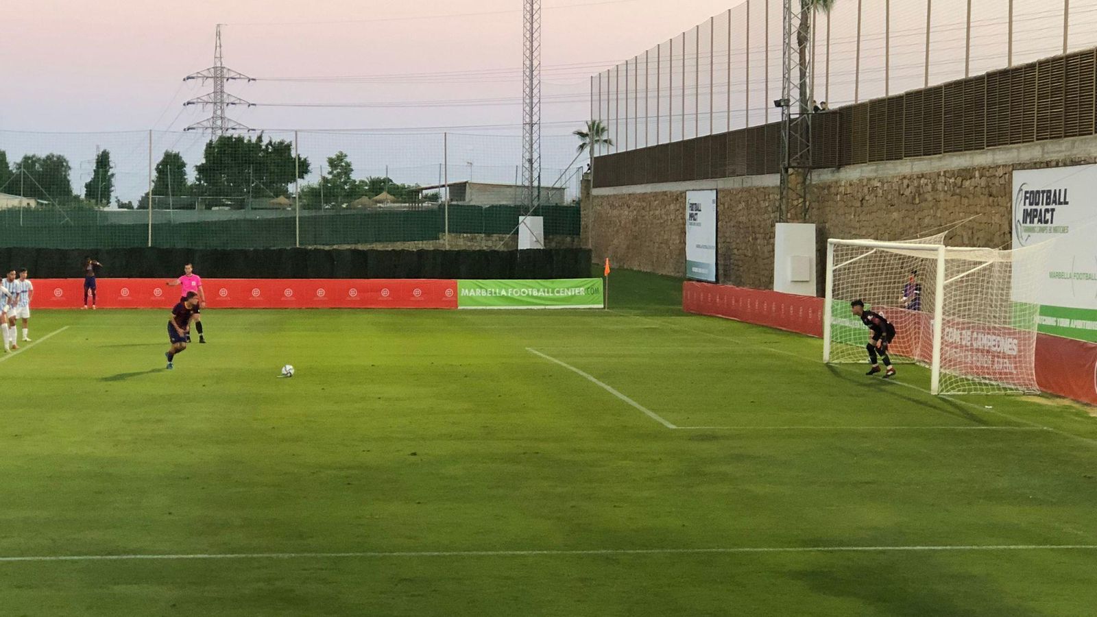 Rico transforma el penalti.