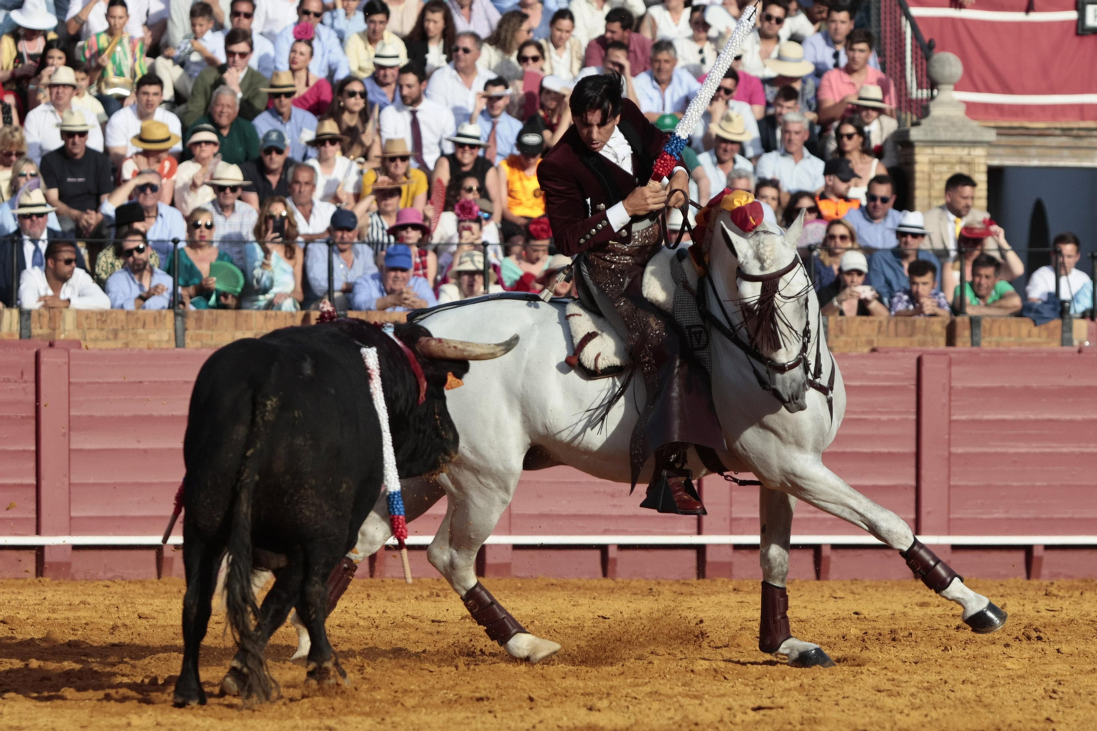Las imágenes de la corrida de rejones