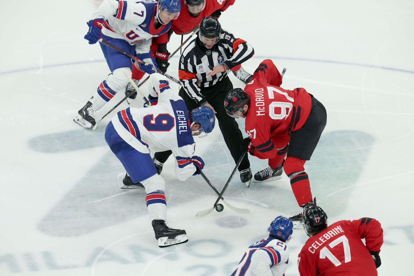 Las mejores fotos de los Juegos Olímpicos de invierno Milán Cortina d'Ampezzo 2026 | Ceremonia de clausura y jornada 17 y última