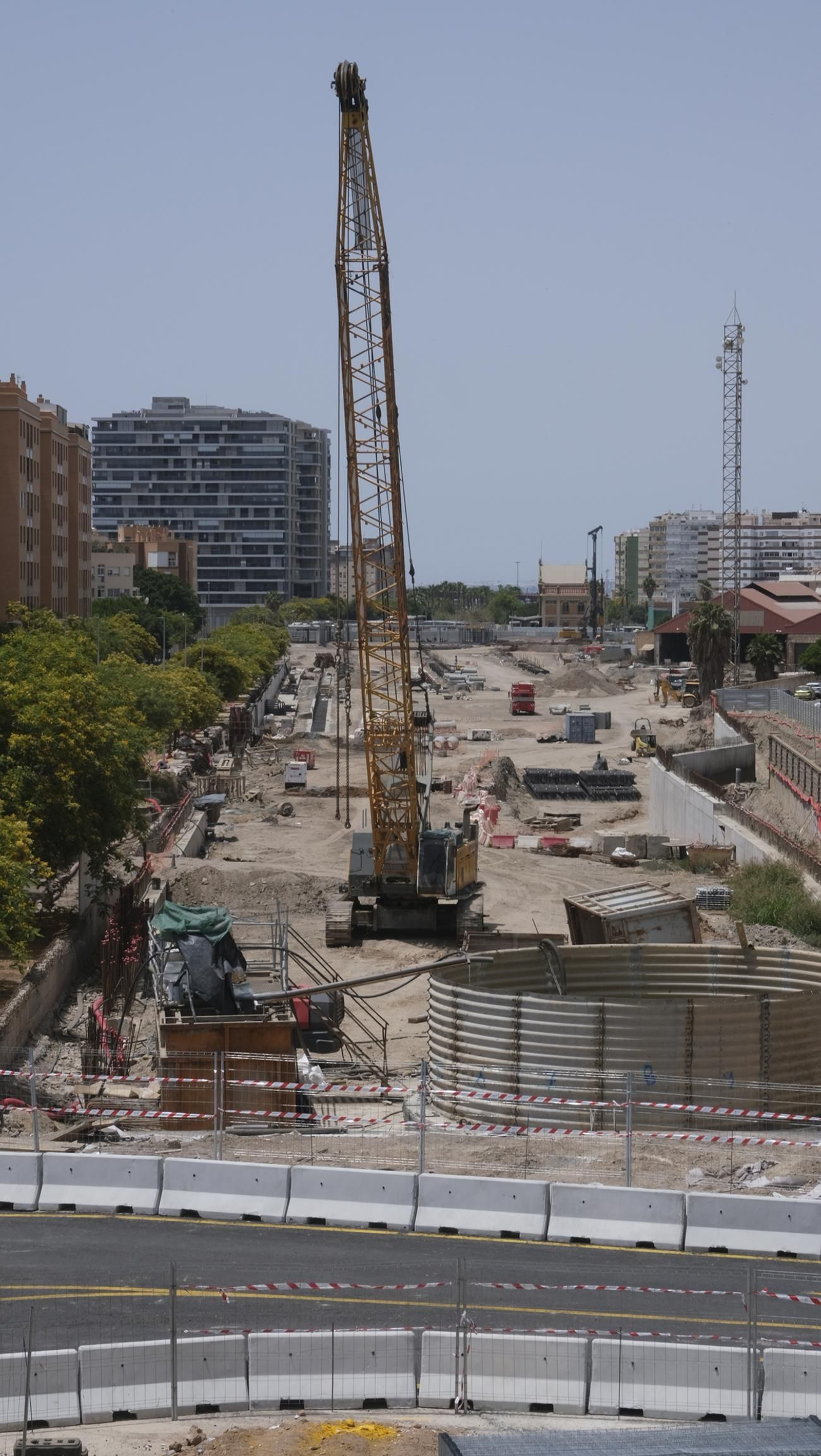 Último día del Puente de la Avenida del Mediterráneo, en imágenes