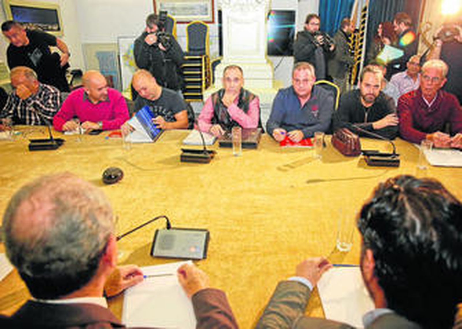 Reunión del alcalde con el comité de Limasa en diciembre del año pasado.