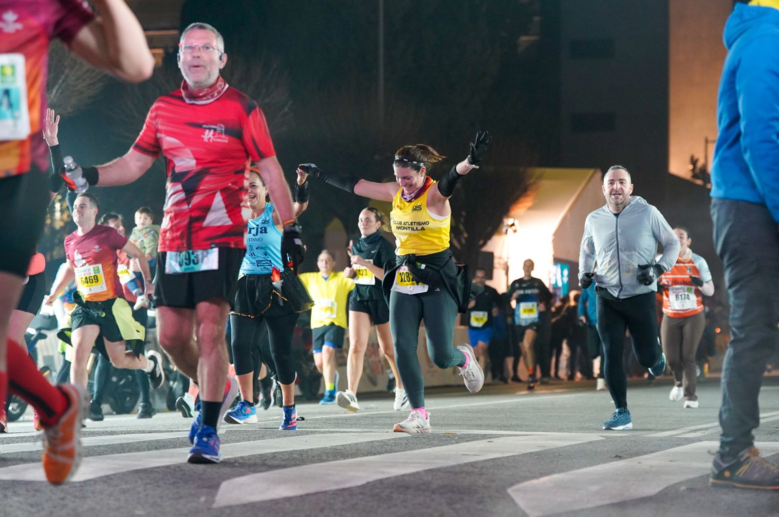 En imágenes: búscate en tu llegada a meta de la Carrera de San Antón 2026 (12)