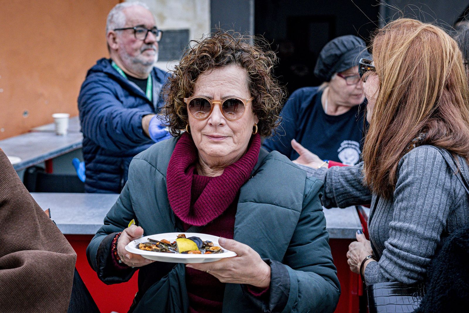 Las imágenes de la mejillonada popular en Cádiz 2026