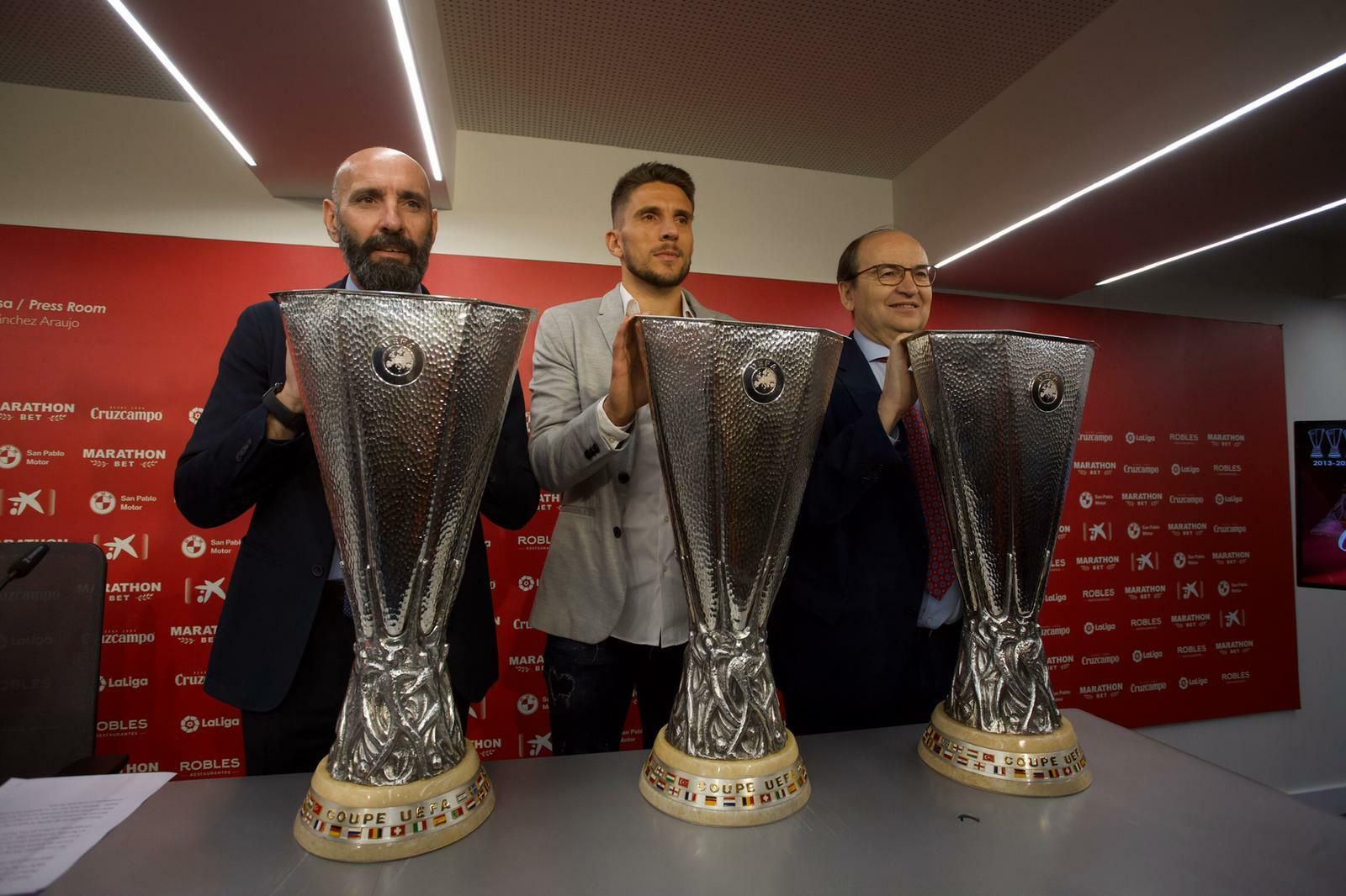 Monchi, junto a Carriço y a Castro en la despedida del portugués.