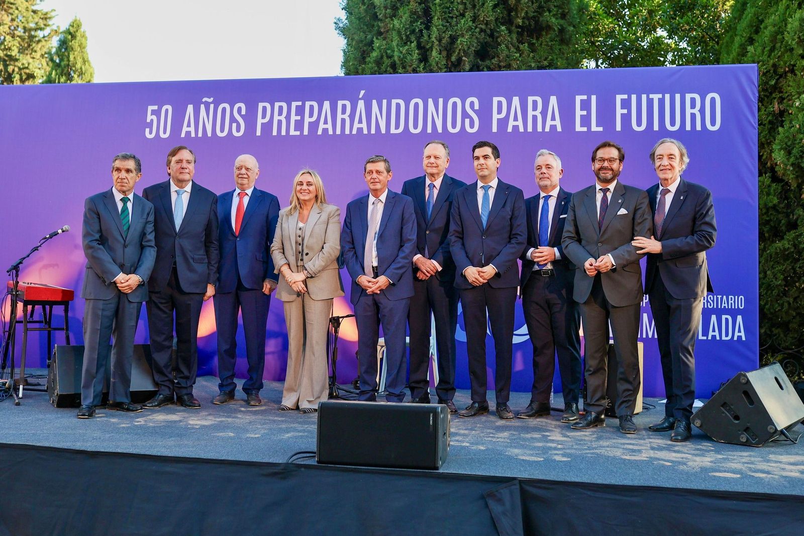Las mejores imágenes del cincuentenario del Hospital Universitario Inmaculada de Granada