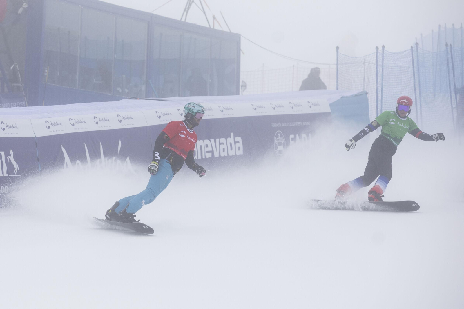 Las mejores imágenes de la segunda jornada de la Copa del Mundo de Snow en Sierra Nevada