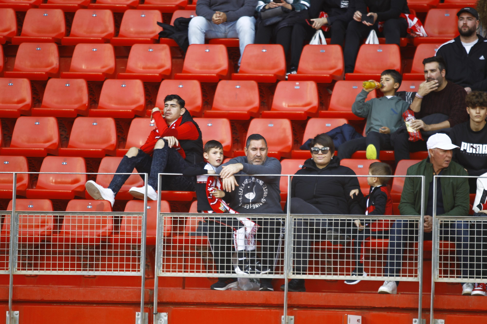 Las mejores imágenes del partido de fútbol U.D. Almería-Girona F.C.