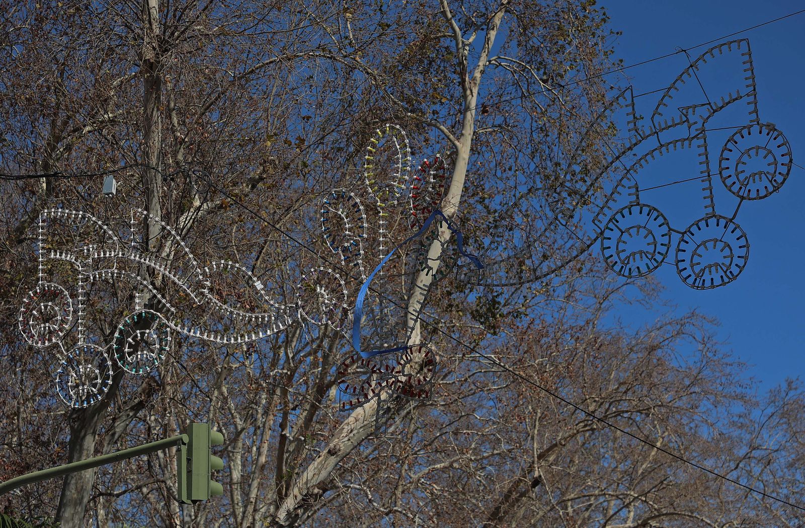 La cabalgata de agrupaciones del Carnaval de Algeciras, en imágenes