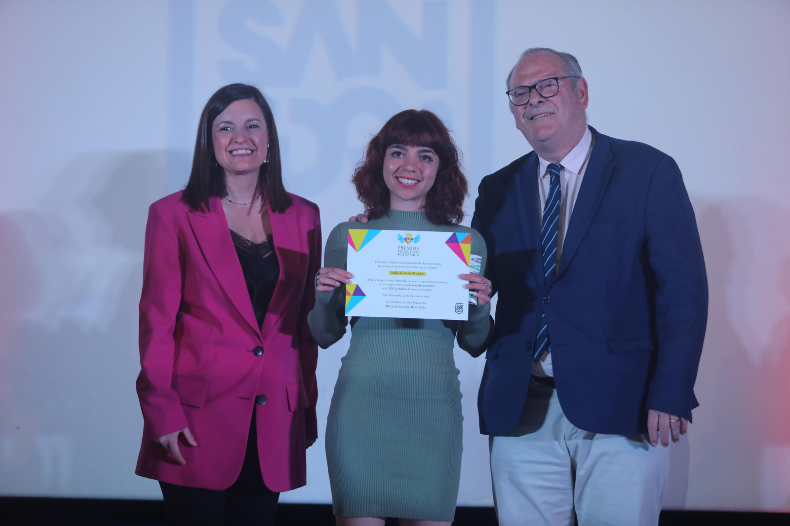 Las imágenes del acto de entrega de premios a los mejores expedientes académicos en San Fernando