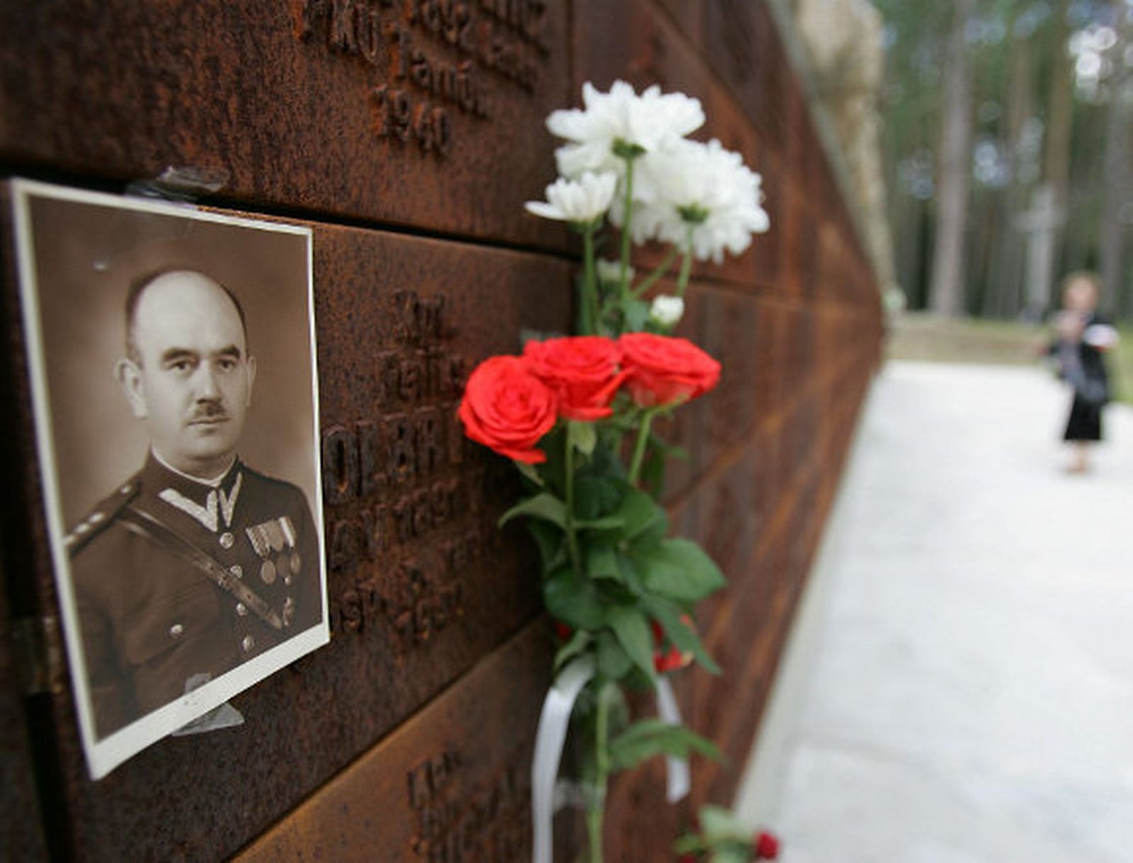 Rusia admite que la matanza de Katyn fue perpetrada por orden de Stalin