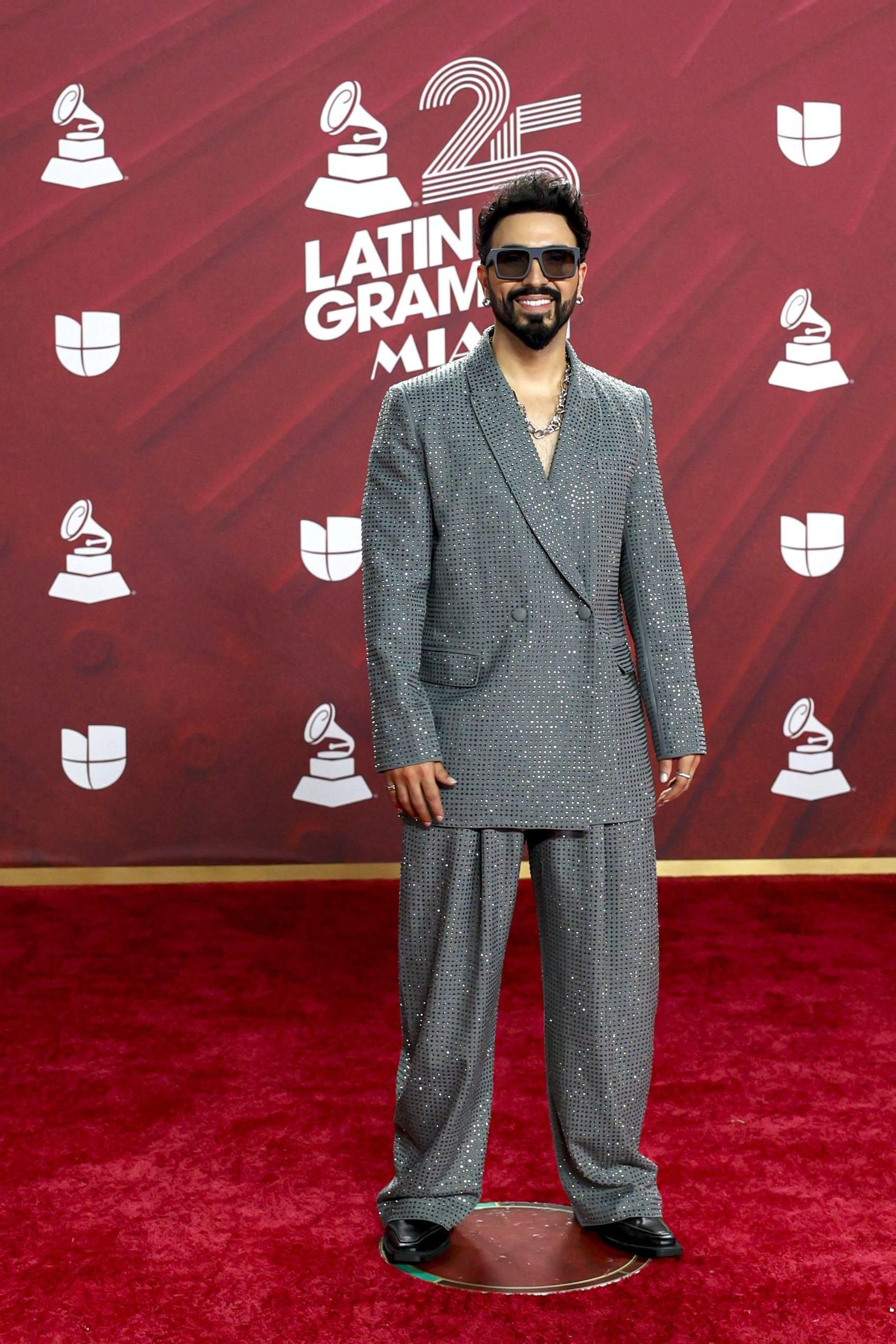 Todos los famosos, tendencias y curiosidades en la alfombra roja de la 25 edición de los Grammy Latinos