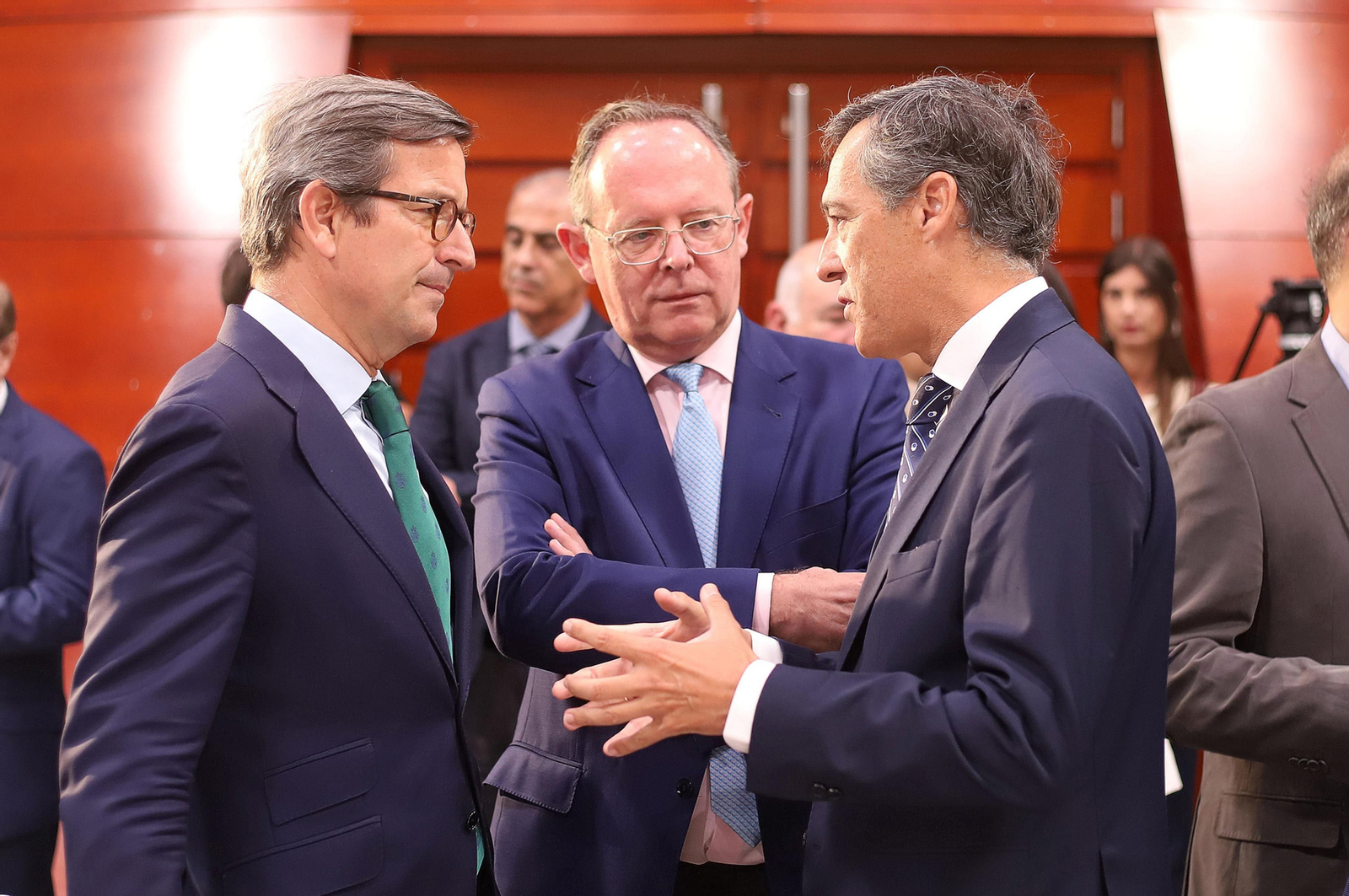 Imágenes del desayuno-coloquio con Jorge Paradela en el Foro Joly Andalucía