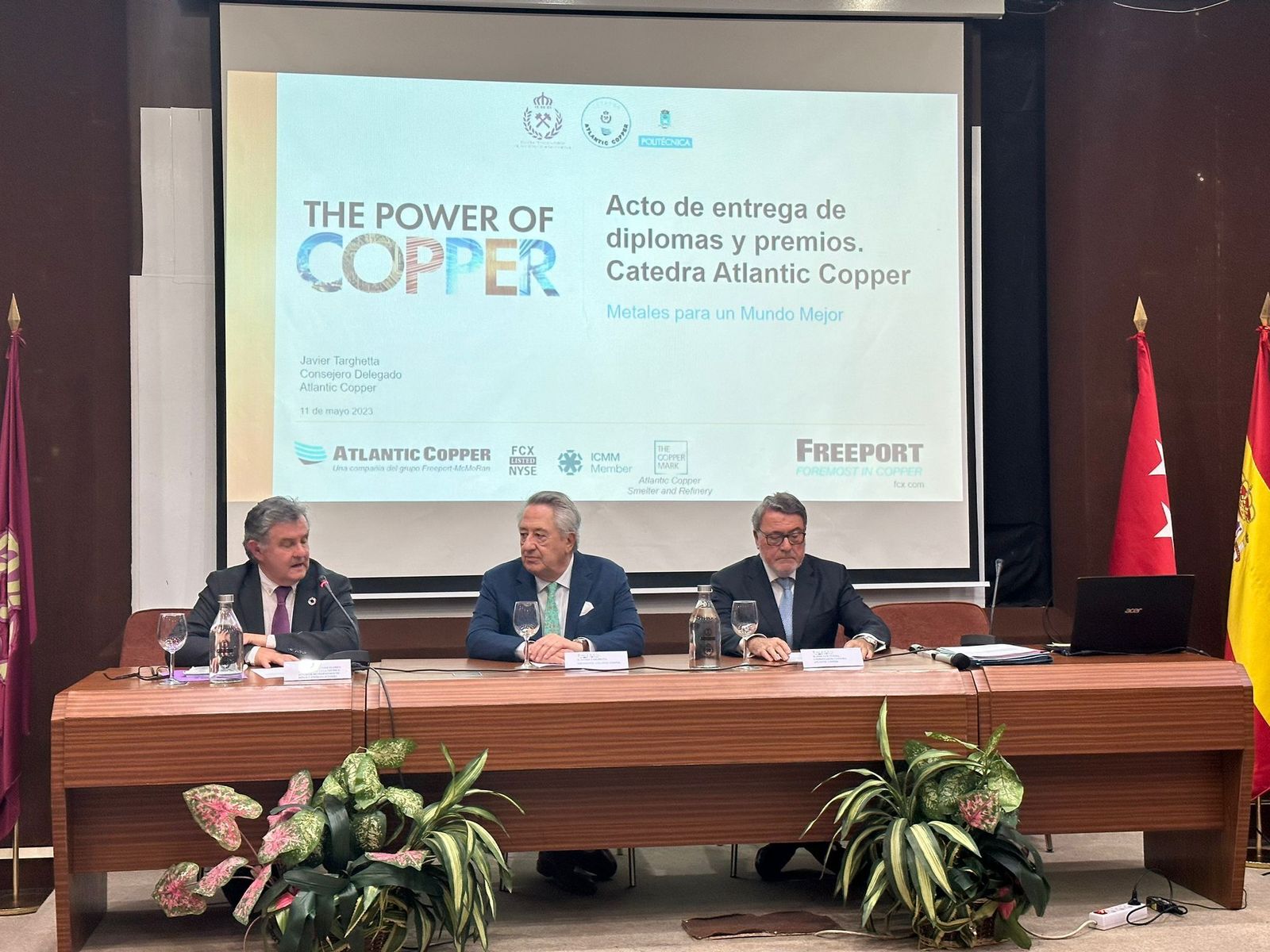 La Cátedra Atlantic Copper de la UPM entrega los premios y diplomas a los estudiantes del curso 2022/2023