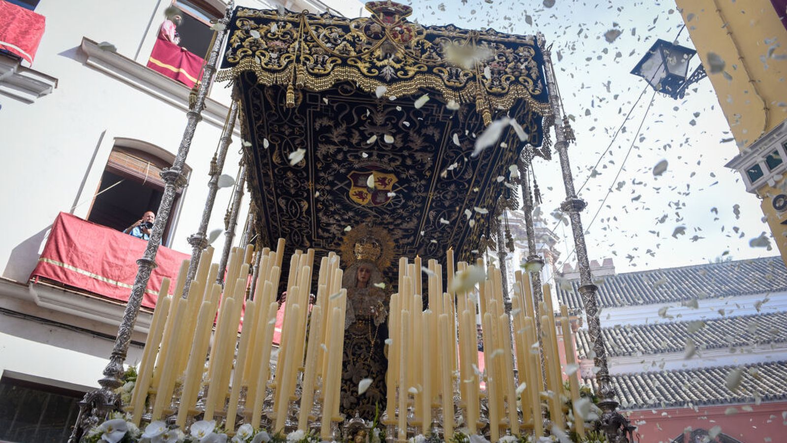 El palio de la Exaltación