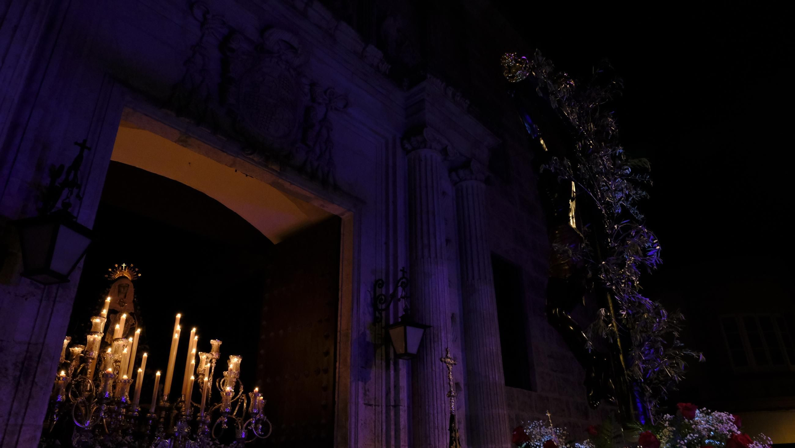 Vía Crucis del Cristo de la Escucha en la Semana Santa de Almería 2025