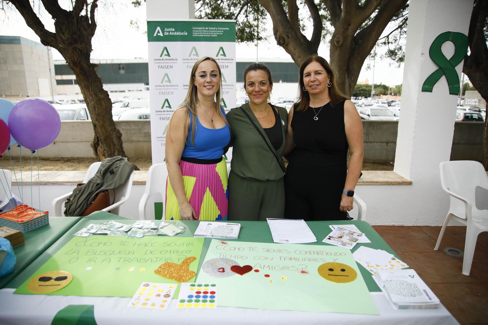 Las imágenes del "Día mundial de la salud mental" en Almería