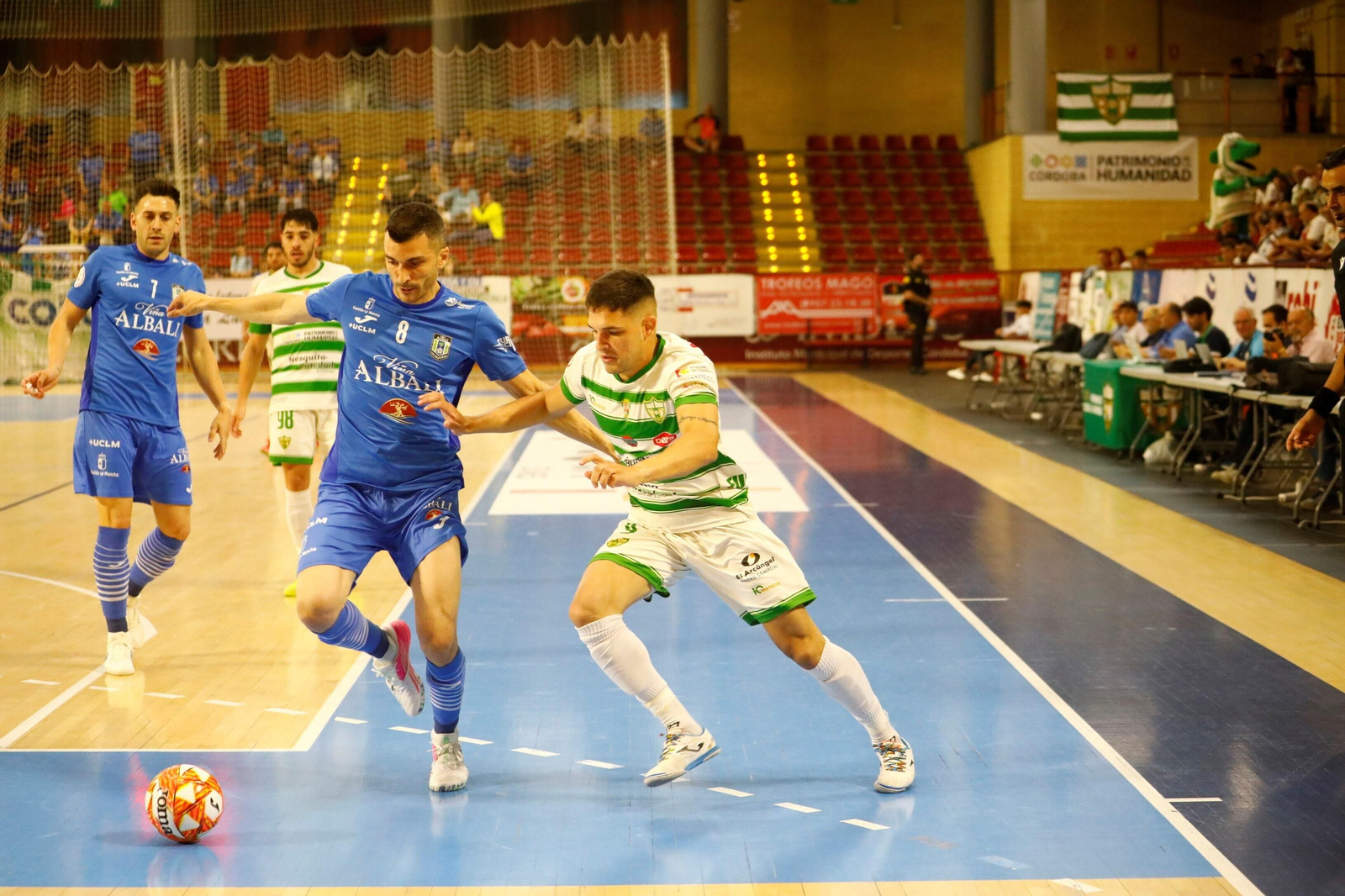 La derrota del Córdoba Futsal ante el Viña Albali Valdepeñas, en imágenes