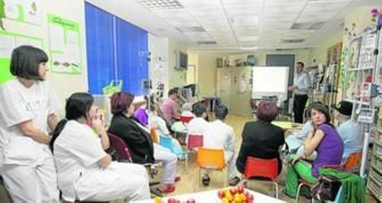 Niños hospitalizados en actividades de la Escuela Hospitalaria de Torrecárdenas.