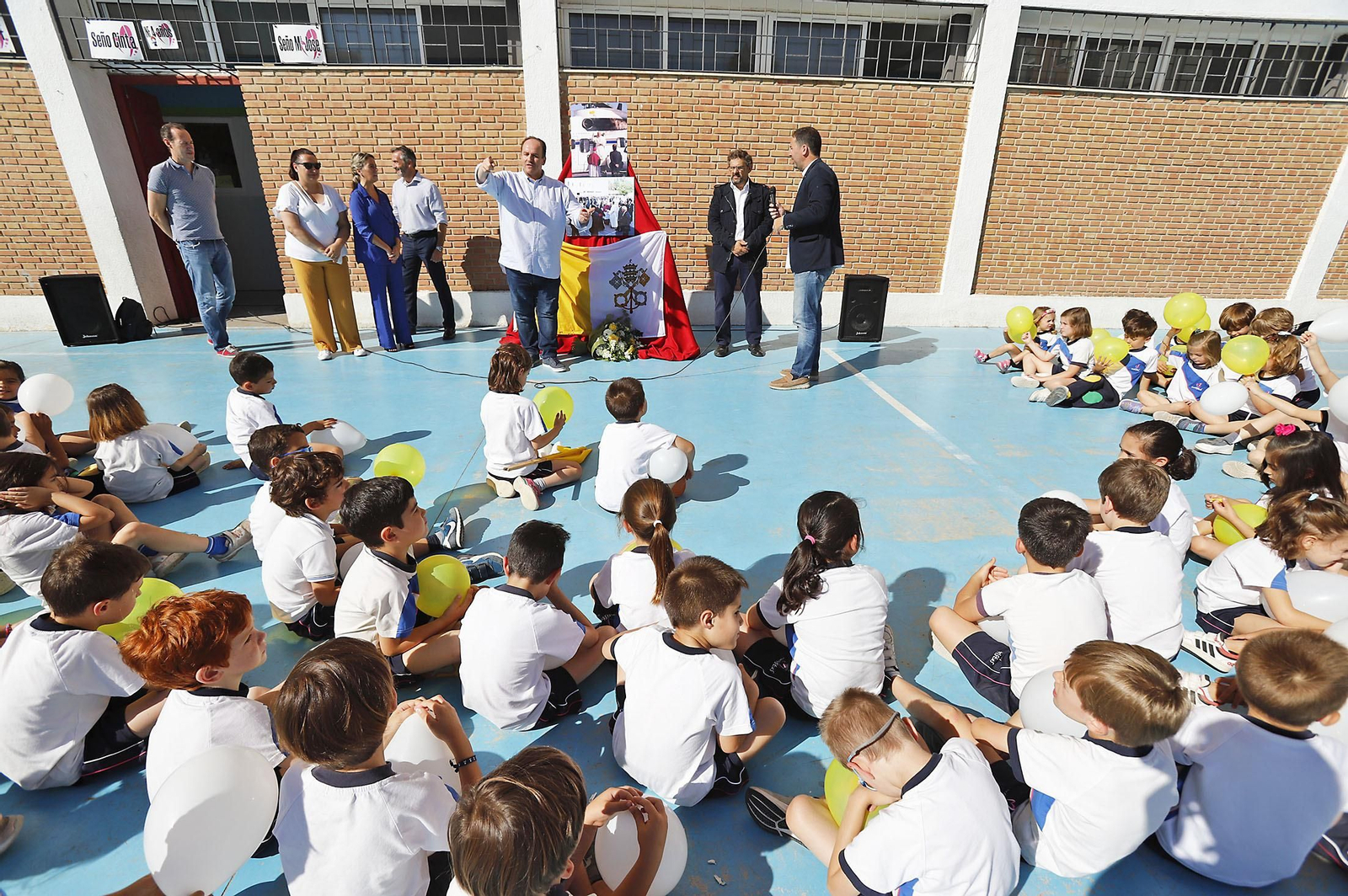 La Asociación de Antiguos Alumnos Maristas Huelva, Ademar, realiza un acto conmemorativo sobre la visita de Juan Pablo II