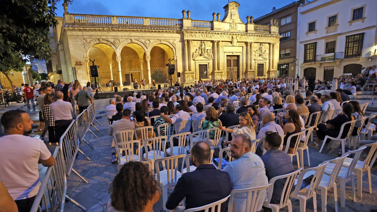 Gran cata 'Del Jerez al Cielo' en plaza de la Asunción