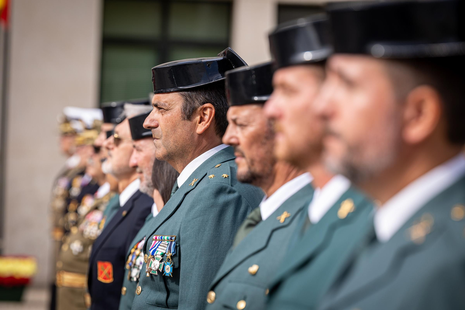 Imágenes de los actos de la Guardia Civil en Cádiz por la festividad de la Virgen del Pilar