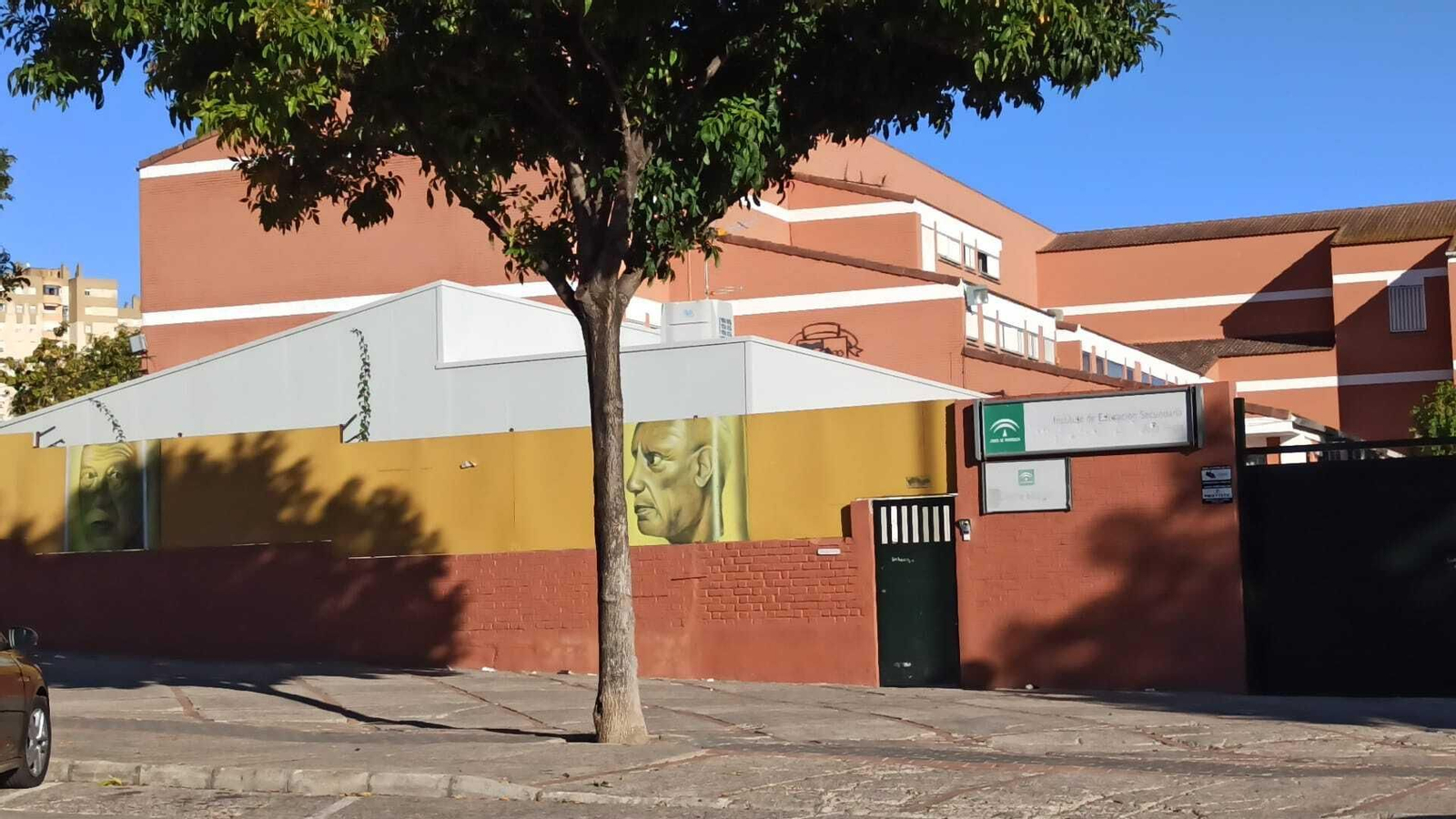 Los módulos del IES Asta Regia se han convertido en la biblioteca del centro.