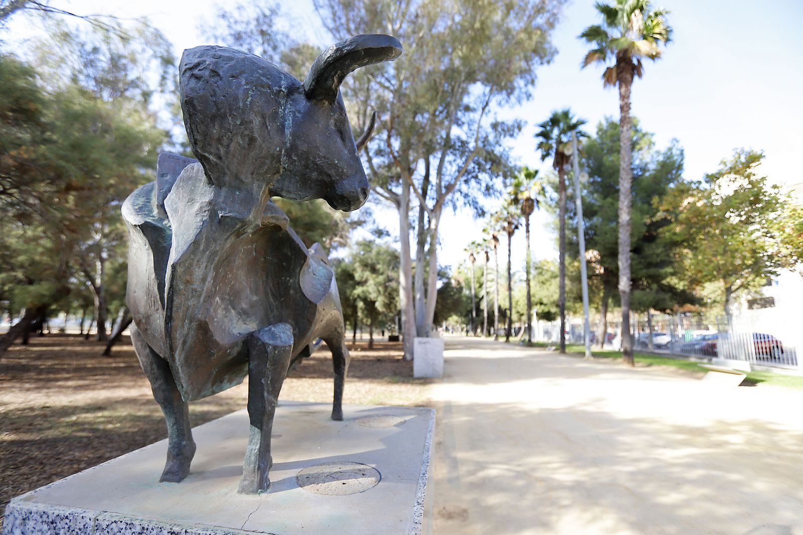 Imágenes del actual estado de las esculturas del museo al aire libre de Huelva