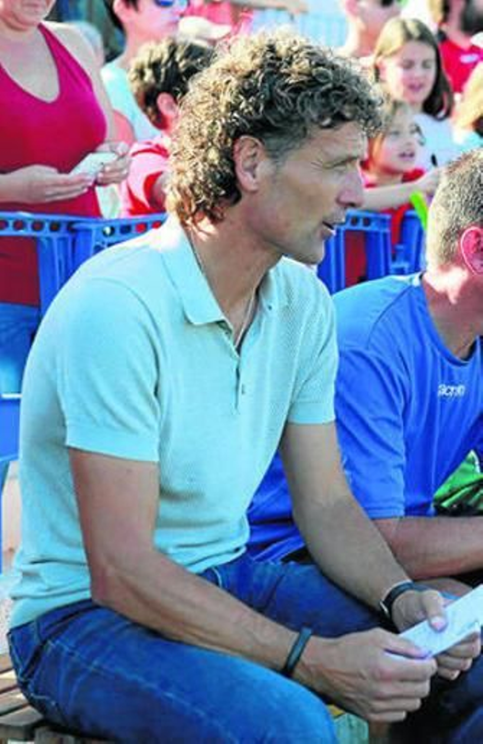 El exjugador del Oviedo Luis Elcacho entrena al Formentera.